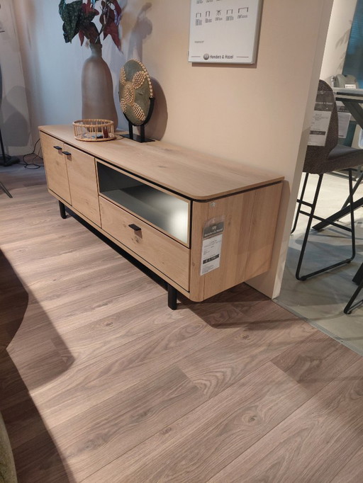 Buffet bas Livada par Henders & Hazel