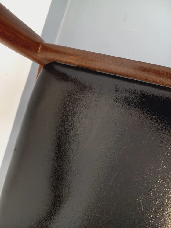 Image 1 of Vintage Scandinavian Teak and Skai Chair from the 50s and 60s