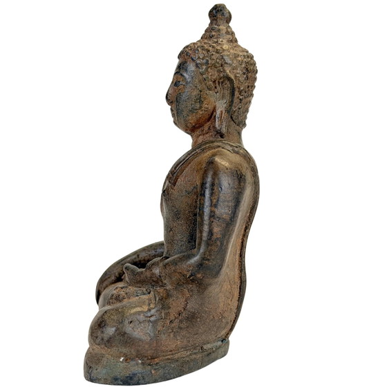 Paire de Bouddhas thaïlandais antiques en bronze – Style Lanna, 19e siècle – Sculptures (photo 7 of 11)