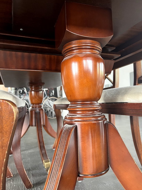 Image 1 of Table de salle à manger Mid Century avec quatre chaises