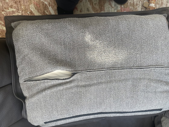 Image 1 of 2x Zitbank Milton JR