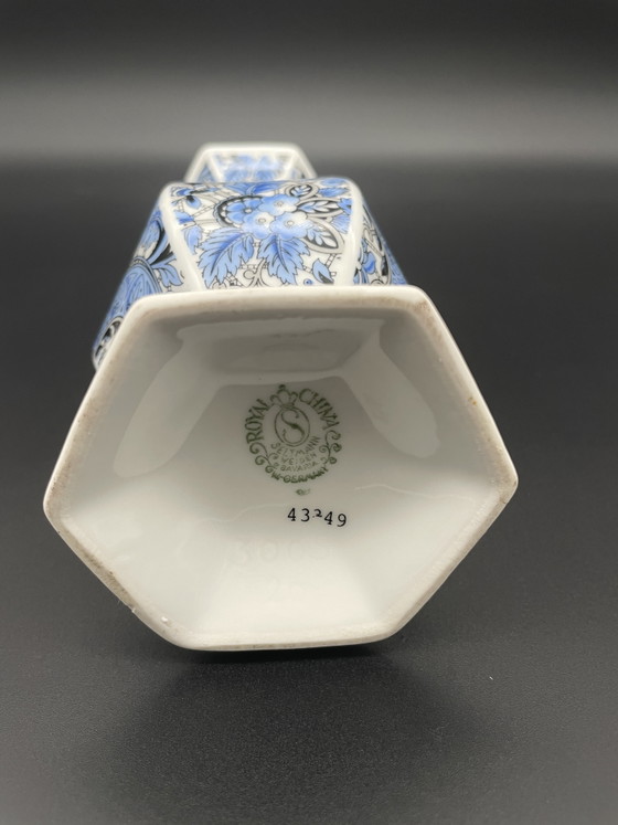 Seltmann Weiden Royal China Porcelain Vase 43-249, Vintage (photo 4 of 5)