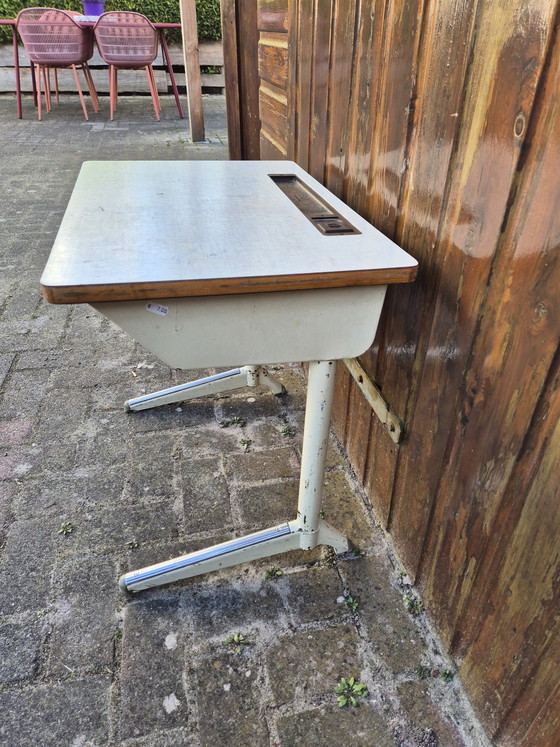 Image 1 of Scrivania per bambini vintage/retrò