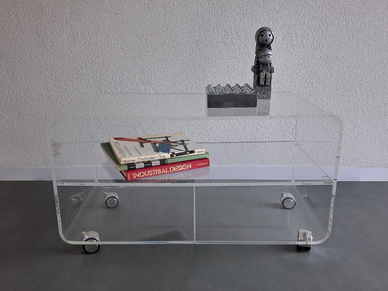 Image 1 of tavolino credenza era spaziale