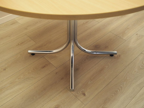 Tavolo da pranzo rotondo italiano con piano in laminato su base cromata, anni '80 – Tavoli da pranzo, Metal (photo 10 of 11)