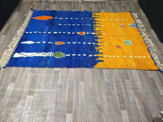 Tapis berbère marocain traditionnel 250cm x 150cm (photo 11 of 12)