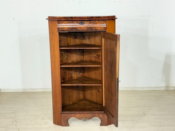 Image 1 of Biedermeier Eckschrank / Vertiko – um 1880