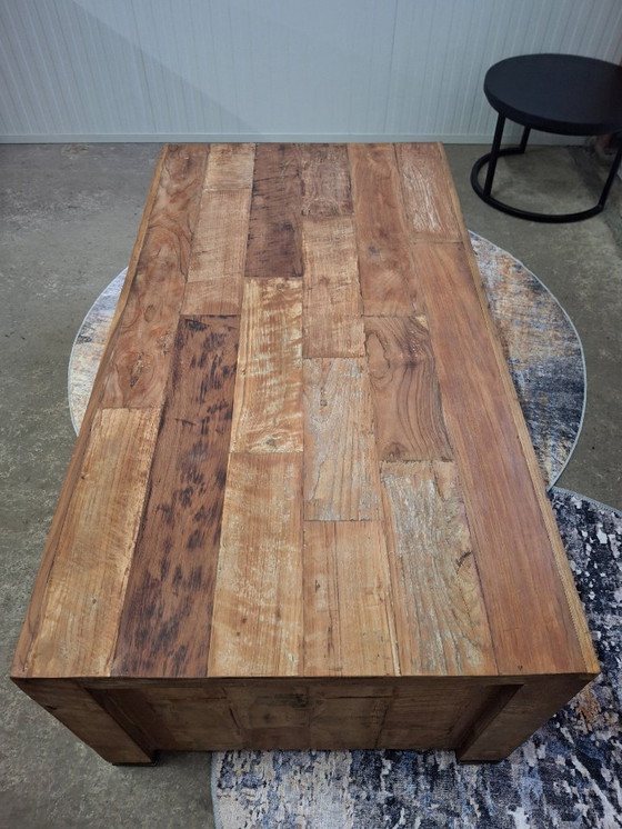 Image 1 of Table basse en teck recyclé avec 4 tiroirs, neuve