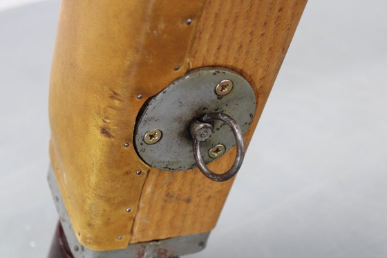 Image 1 of Tsjechoslowaaks turnpaard van leer en hout uit de jaren 50, in hoogte verstelbaar