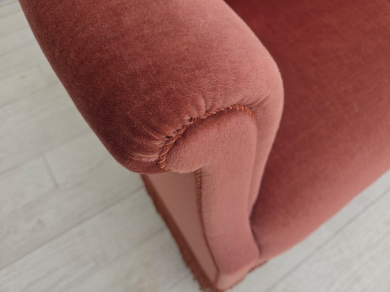 Anni '60, Divano danese 2 posti, velluto d'arredamento rosa originale. – Divani 2 posti, Velvet, Wood (photo 7 of 21)
