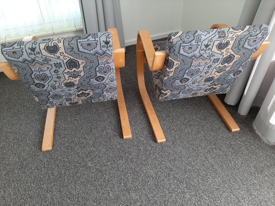 2 Alvar Aalto 402 fauteuils – Stoelen / fauteuils, Wood, Textile (photo 9 of 11)