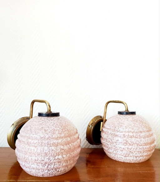 2x Art Deco Clichy rosa Glaswandleuchten