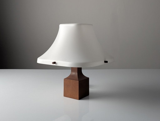 Danish Modern Teak Table Lamp with Pagoda Acrylic Shade, 1960s – tafellampen, Plastic, Wood