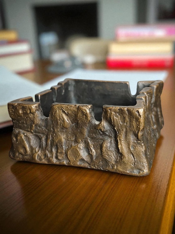 Image 1 of Brutalist Bronze Vide Poche 1960s – Zuttion Cosmetics / Brutalist Bronze Vide Poche 1960s Zuttion Cosmetics