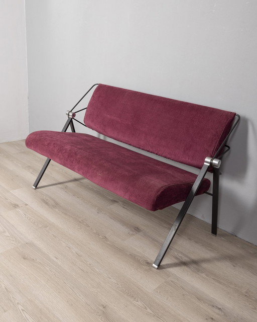 Vintage jaren 70 bordeauxrode stoffen bank Formanova ontwerp