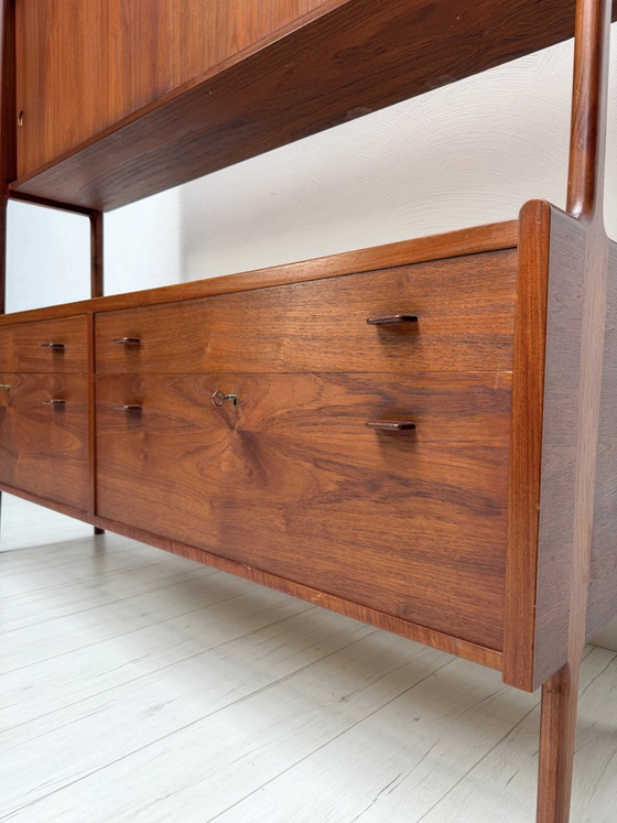 Image 1 of Aparador danés antiguo de teca RY20 de Hans J. Wegner para Ry Møbler, década de 1950.