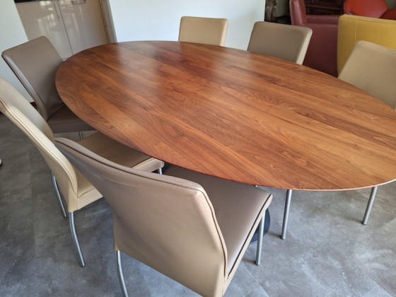 Thebe Dining table, Leolux brand – Wood, Aluminium (photo 4 of 5)