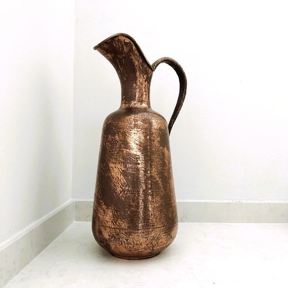 Image 1 of  Decorative Jug in Hammered Copper – Rustic and Timeless Charm
