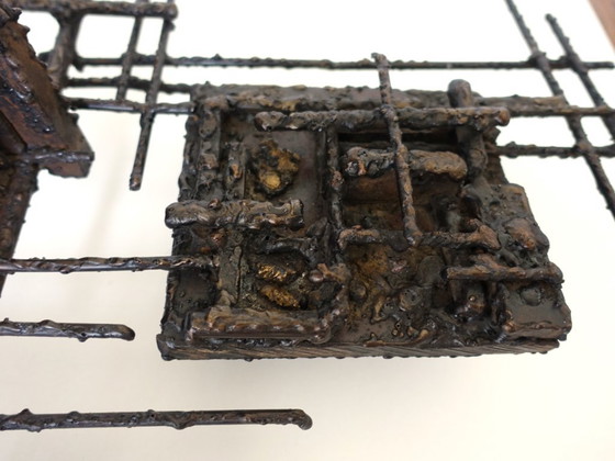 Brutalist wall sculpture. – Metal (photo 8 of 9)