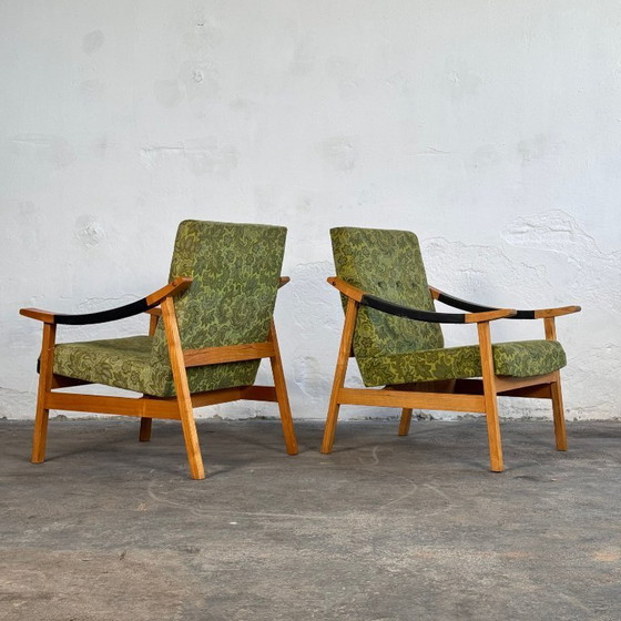 Image 1 of Een paar Hongaarse fauteuils uit het midden van de 20e eeuw van László Heczendorfer, 1977.