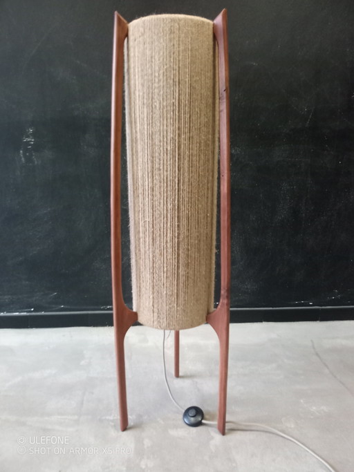 Lampada scandinava a treppiede a razzo – vloerlampen, Wood (photo 2 of 5)