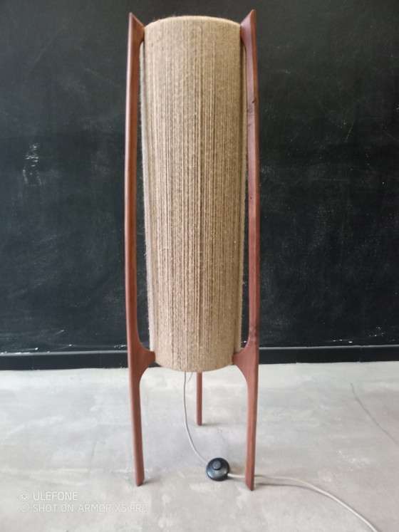Lampada scandinava a treppiede a razzo – Lampade da terra, Wood (photo 2 of 5)
