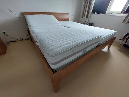 Double bed 180 by 200 brand Loddenkemper