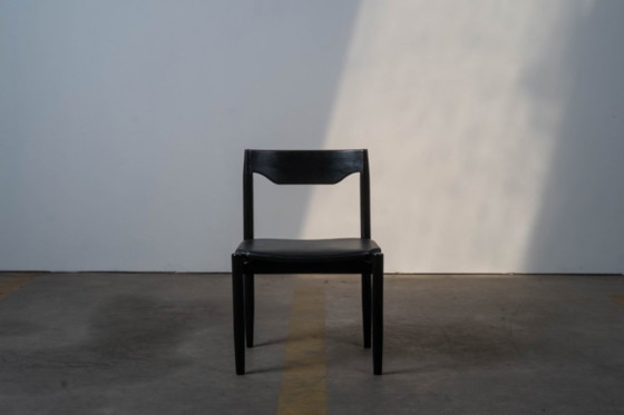 Image 1 of 6 modernistische eetkamerstoelen