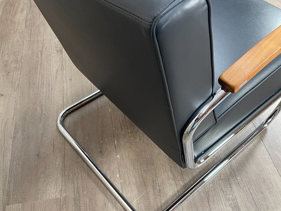 Image 1 of Thonet S411