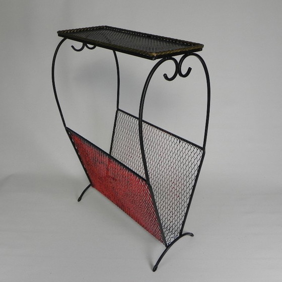 Image 1 of Vintage stalen bijzettafeltje met tijdschriftenrek, jaren 50