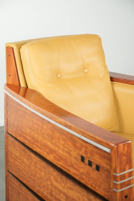 Image 1 of In goede staat verkerende luxe Art Deco design fauteuil van Schuitema uit de Decoforma serie, model Frank