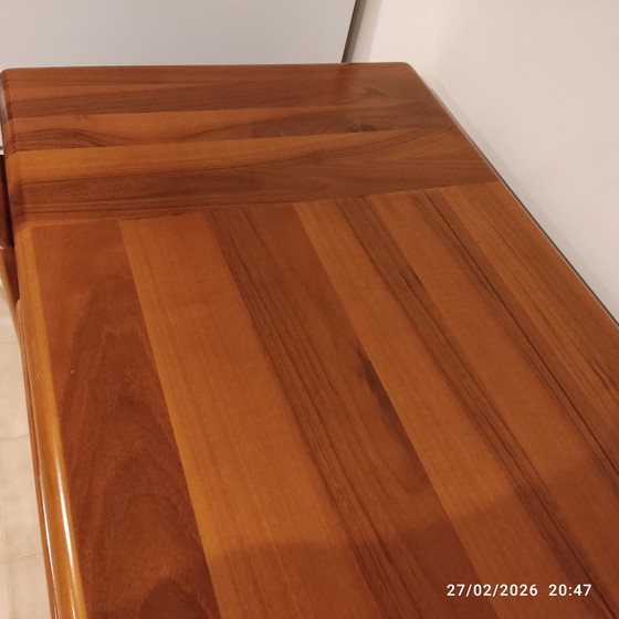 Image 1 of Hoog dressoir ontworpen door Marenco