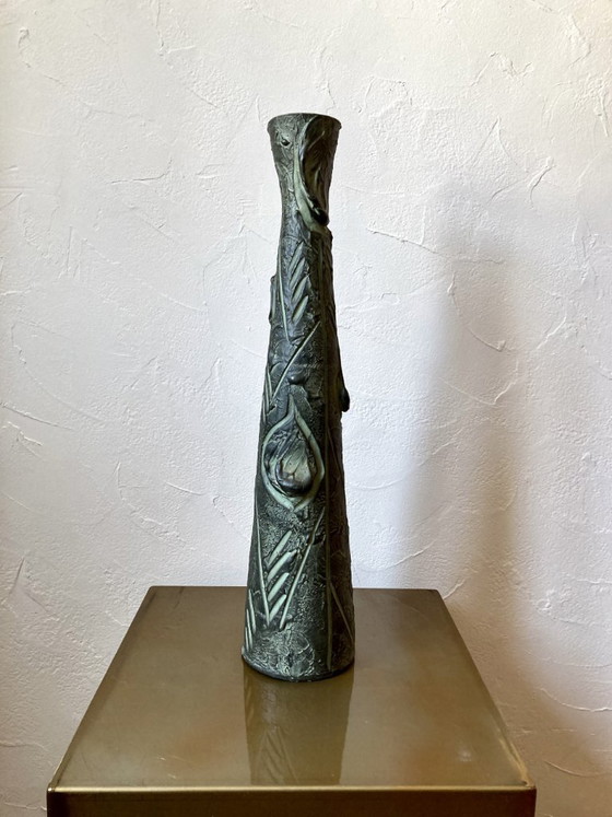 Image 1 of Long, slender vase with stylized Brutalist decoration, in the style of Ballesti (Gerona), 1970s