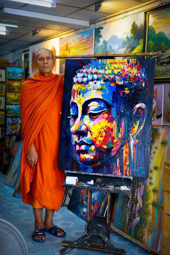 Image 1 of Unique hand-painted Buddha painting “Energy Flow” – Seksak Jaichumchen – 80×100 cm