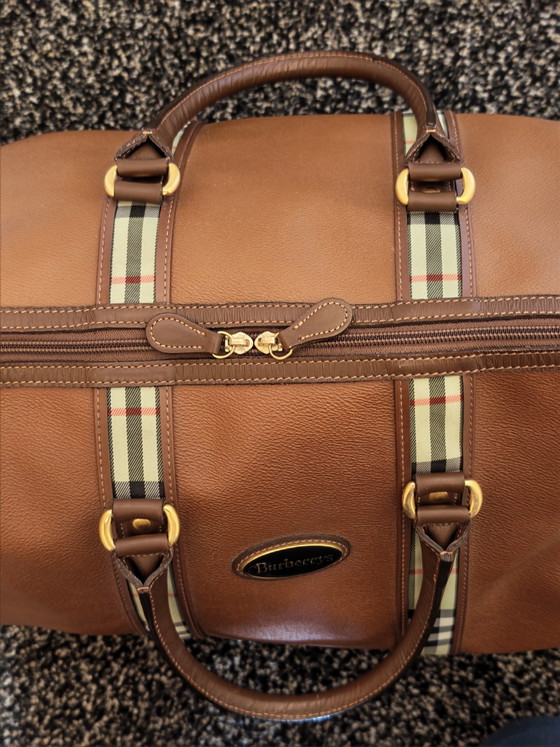 Burberry Weekender Burberry's travel bag with Entrupy certificate of authenticity – Calfskin (photo 6 of 15)