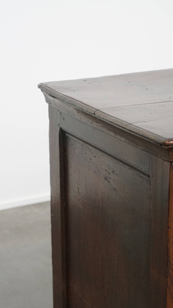 Image 1 of Antigua cómoda inglesa del siglo XVIII