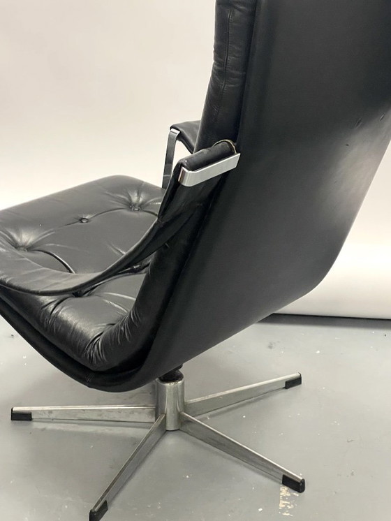 Image 1 of Artifort armchair