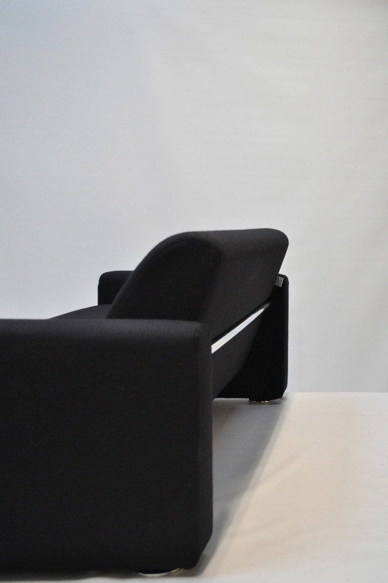 Image 1 of Artifort 691 - 2,5 posti - Completamente restaurato e rivestito in Kvadrat