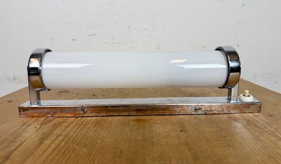 Image 1 of Vintage Art Deco wandlamp met opaalglas, jaren 1930