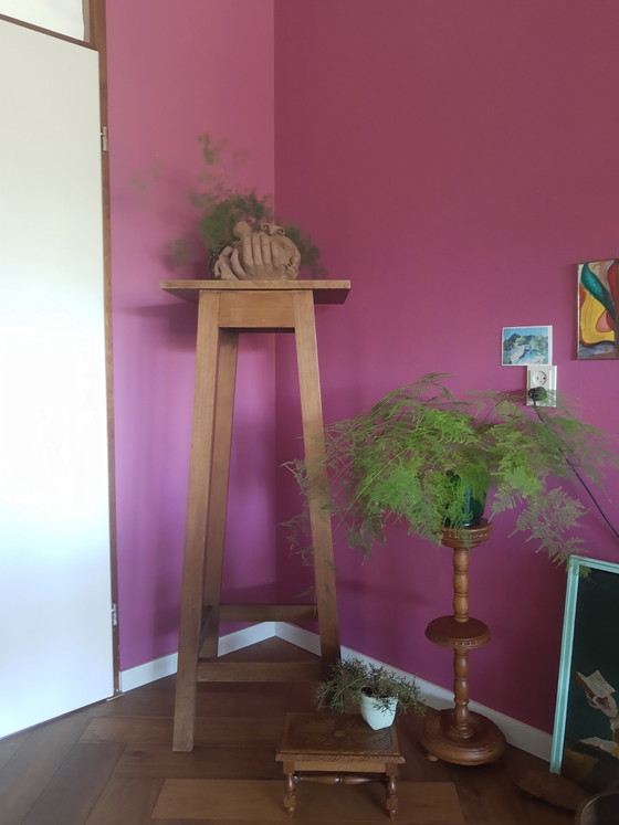Image 1 of Colonne-pilier Art Déco de l'école d'Amsterdam, en chêne ancien de 130 cm de haut.
