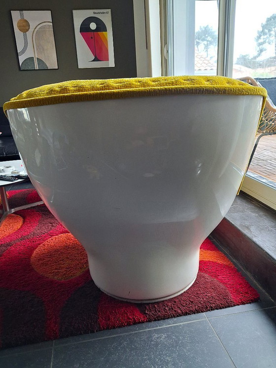 Image 1 of 1 vintage Airborne karate chair