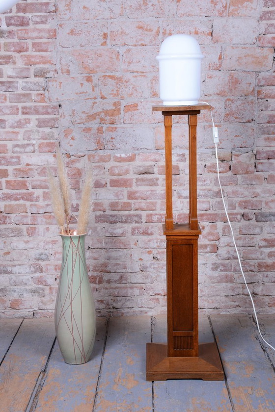 Restored Mid-Century Table Lamp, Lacquered Metal, Opal Glass, Czech, 1960s, White, Mid Century Modern (photo 5 of 7)