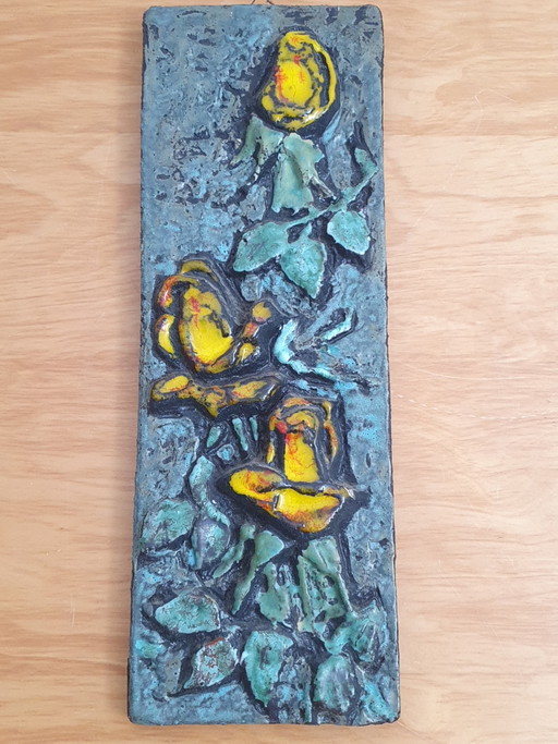Vintage 3D Wandplatte mit Blumen Keramik 70er Jahre Retro Deko