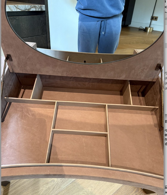 Image 1 of Tavolo da trucco Baxter Yves