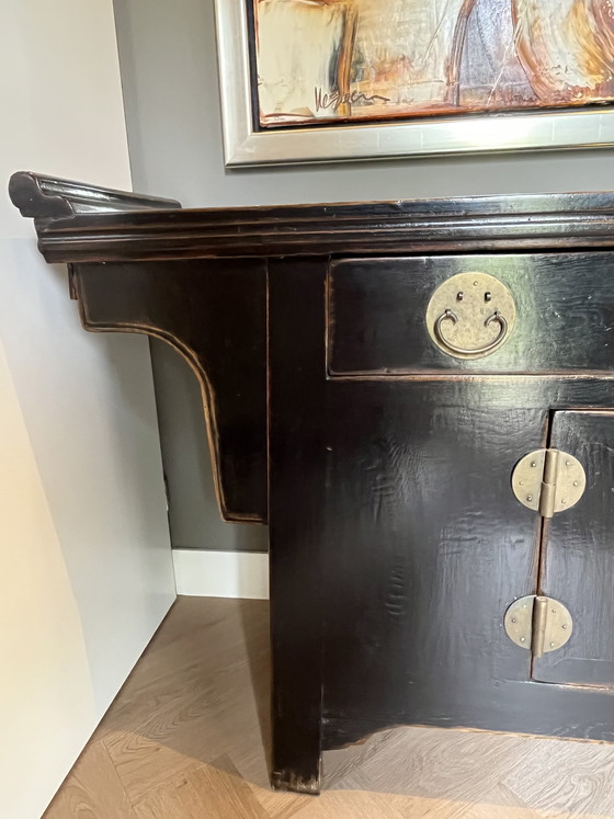 Image 1 of Chinesisches Sideboard