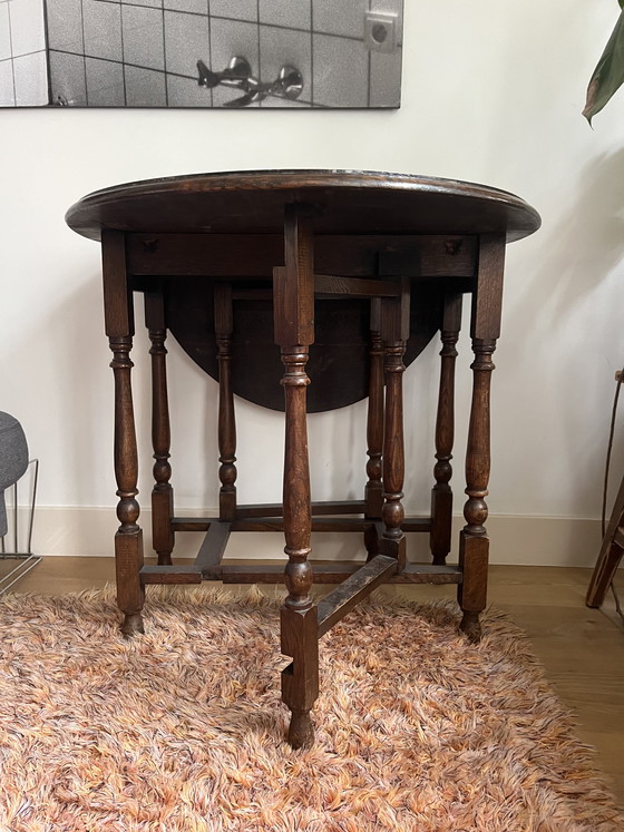 Image 1 of Antique side table foldable 