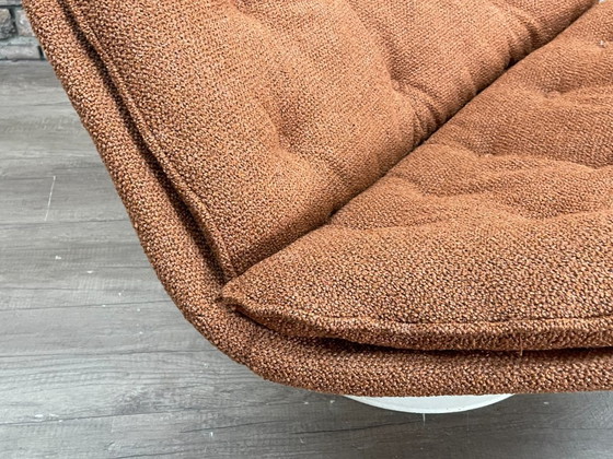 Image 1 of Artifort F588 Terra