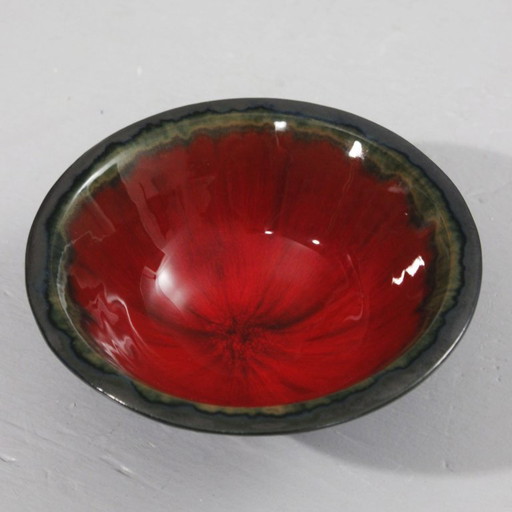 LIFAS Alice Sordet Bonifas - Cuenco de esmalte negro satinado y rojo brillante, años 50