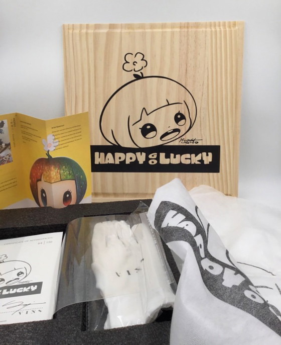 Design object: Happy Go Lucky - Yosuke Ueno - Limited Edition: 64/150 - 2021. – VINS, Decorative Objects (photo 6 of 13)