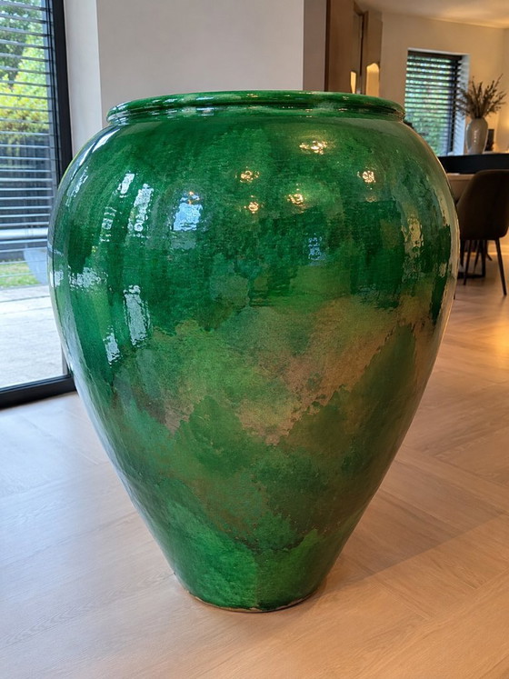 Large green ceramic flower pot – a real eye-catcher – Decorative Objects (photo 3 of 5)